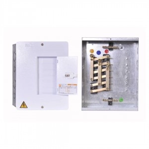 Tablero de 06 circuitos trifásico con Puerta Famel