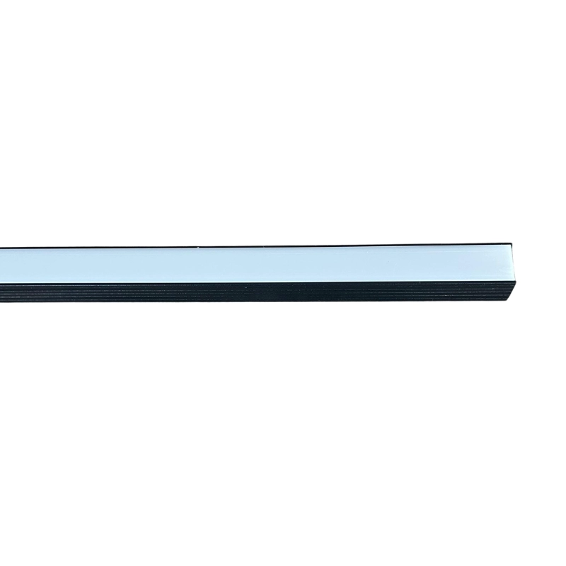 Perfil Negro Sobreponer 14.2*14.3mm Peso 261Gr 3Metros.