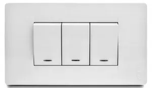 Interruptor Triple Linea Premium VETO