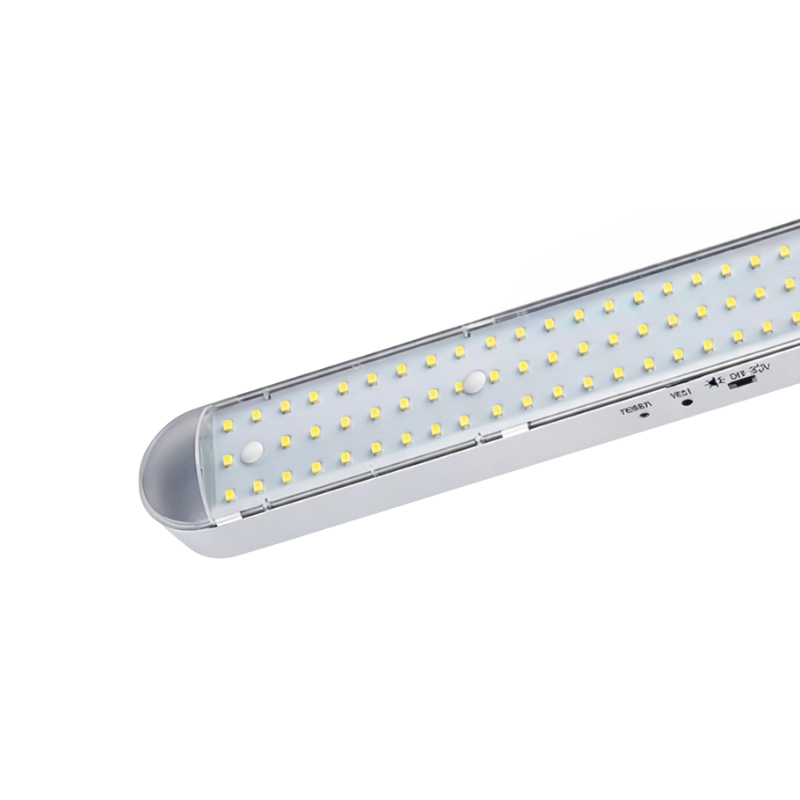 Luminaria de Emergencia Recargable Ledvance 90Leds 6500K(765)