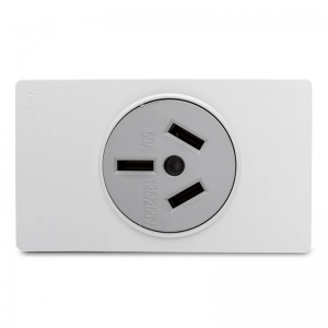 Toma Nema Vehicular Blanca Veto Premium