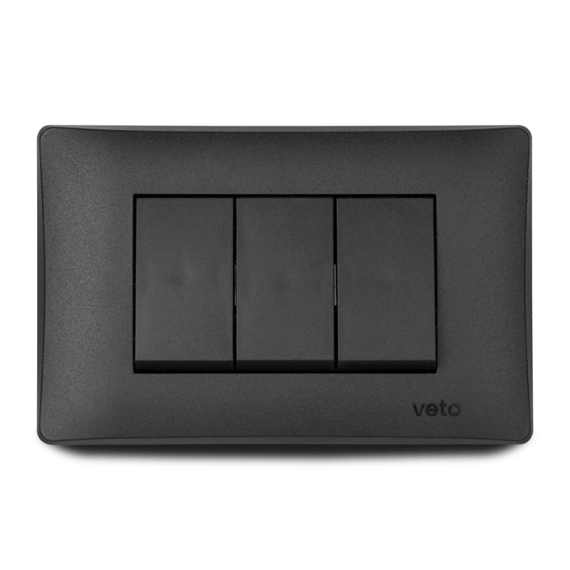Interruptor Conmutable Triple  Ancho Oslo Negro   Veto