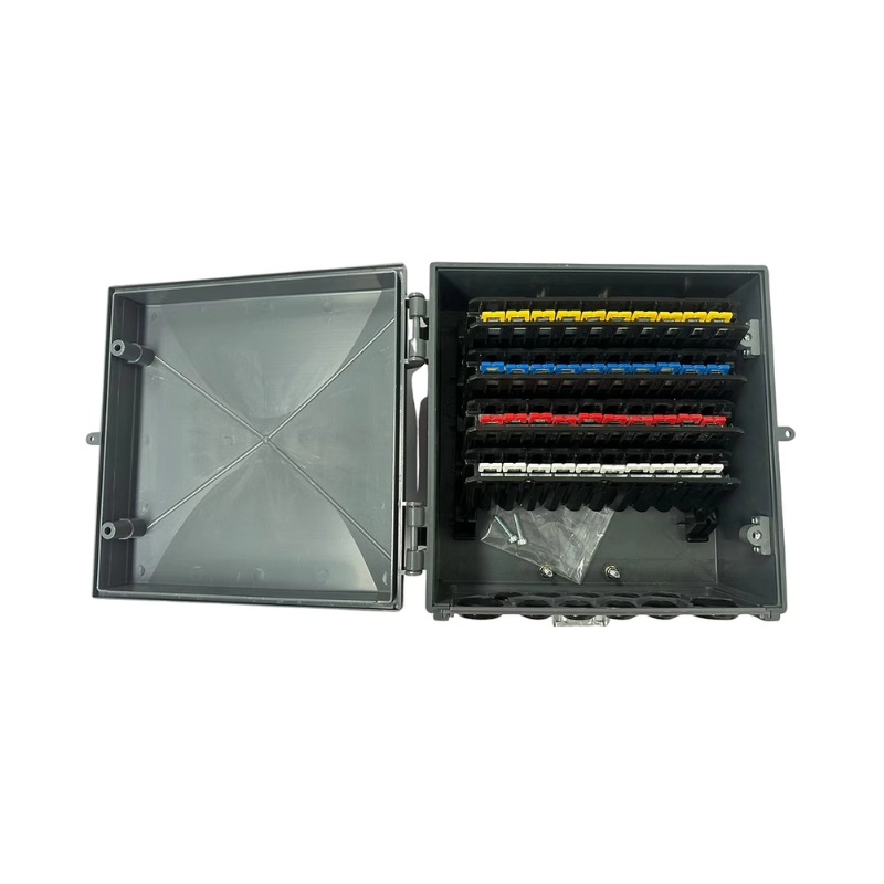 Caja De Derivación Trifásico 4 Salidas
