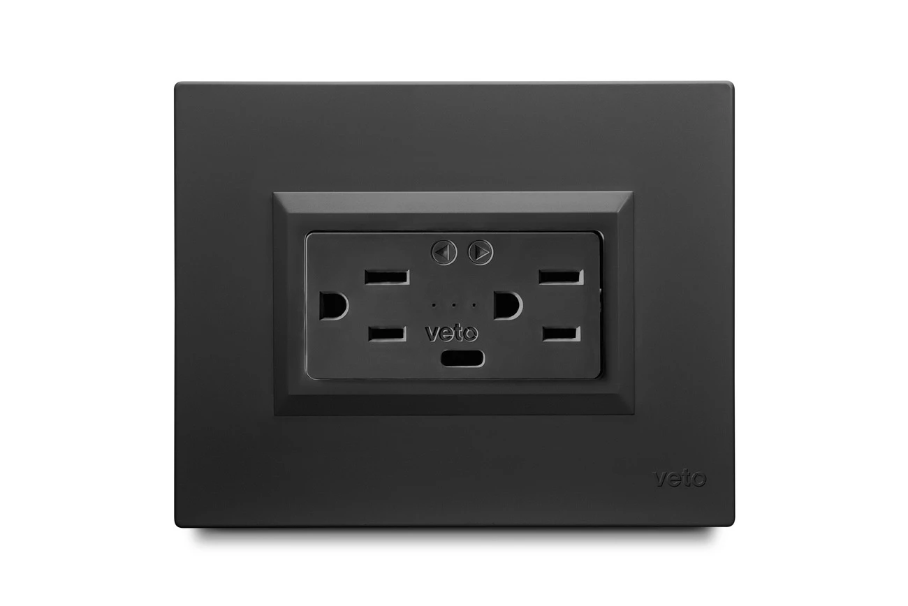 Tomacorriente Inteligente Doble Amer 2P+E + Toma Usb C