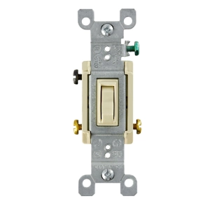Interruptor sencillo conmutable 15 A 120 V color crema