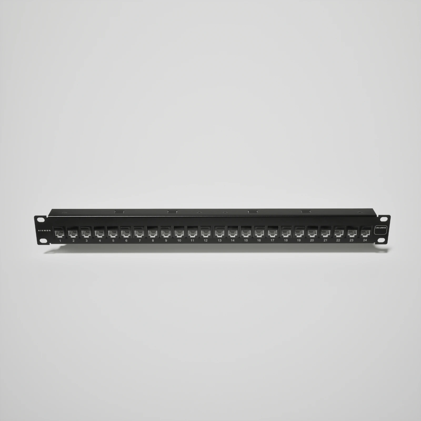 Patch panel UltraMAX Cat 6, 24 puertos, 1 RU [cat-003] [sub-011]