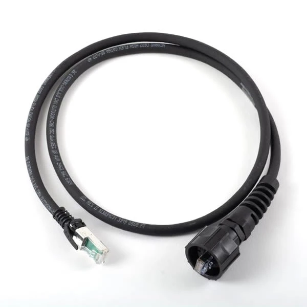 Patch cord Ruggedized RJ45-RJ45 Cat 6A, 1,5 m, negro [cat-006] [sub-025]
