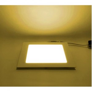 Panel LED Cuadrado de Incrustar 6W Luz Cálida