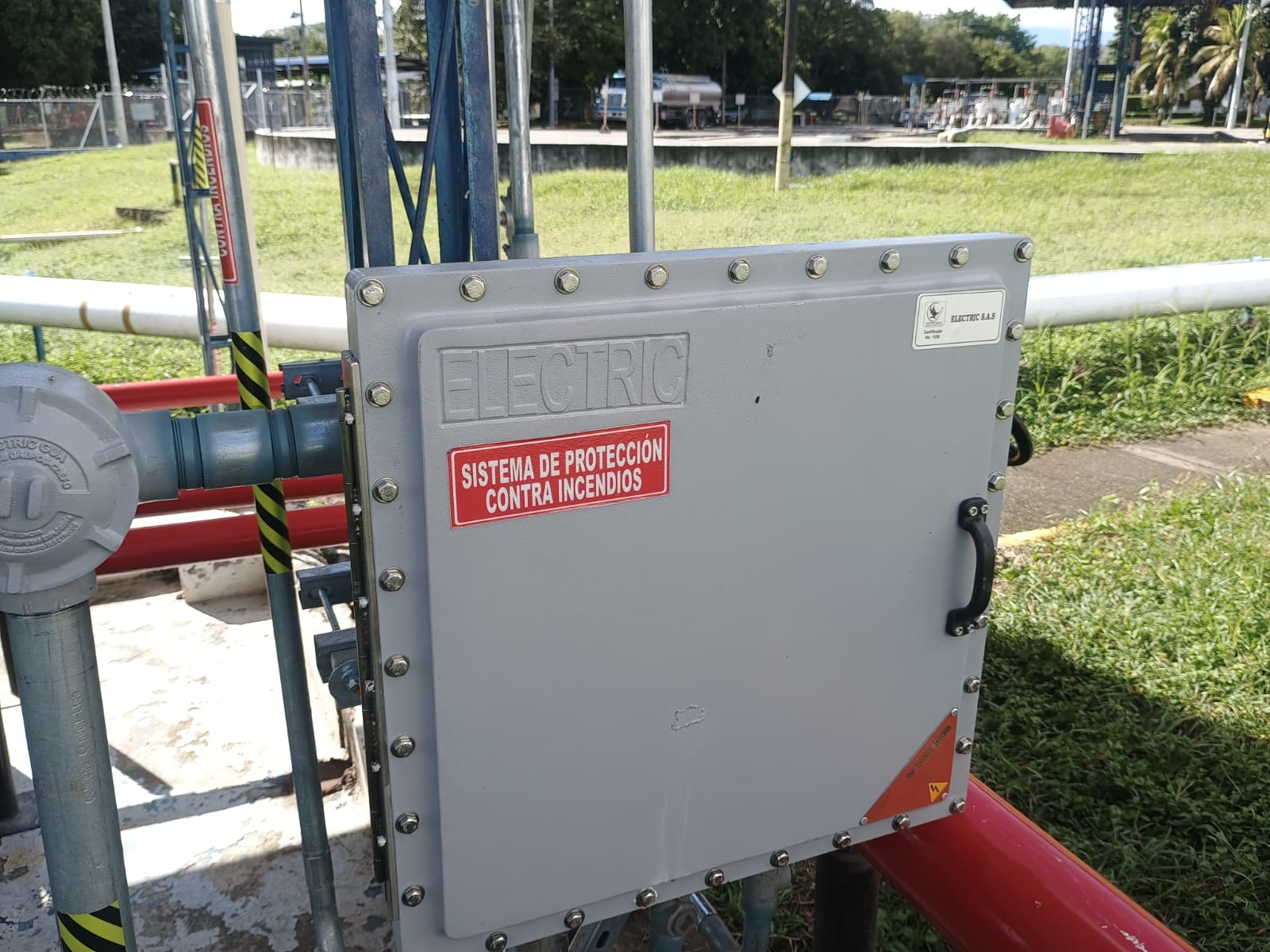 Chevron gabinete antiexplosión para sistema contra incendios imagen 2