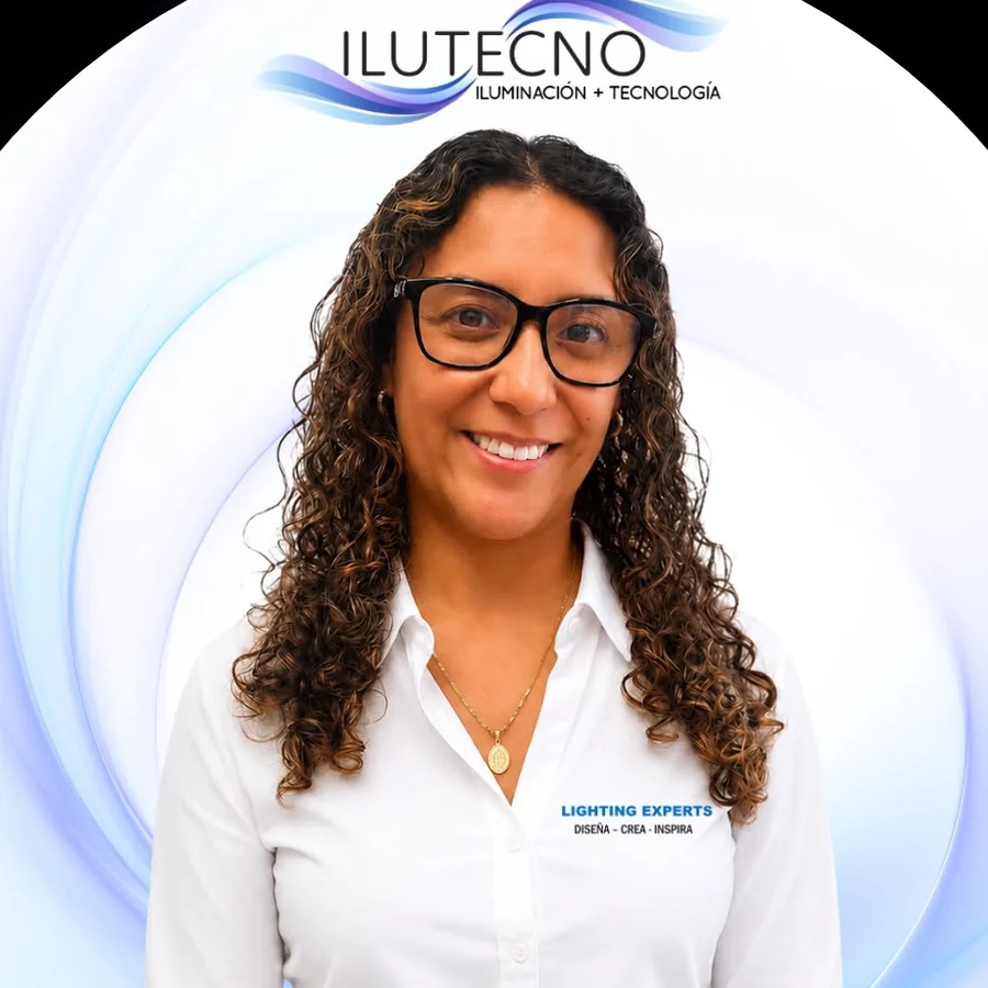 Marcela Caro, Gerente Comercial