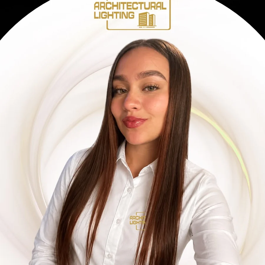 Sofía Nieves, Ejecutiva Comercial