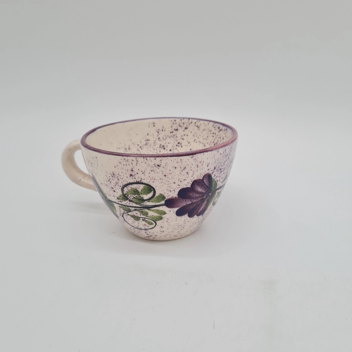 Puesto de Vajilla Flora Morada
